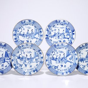 Six plats en porcelaine de Chine bleu et blanc aux soeurs Qiao, Kangxi/Yongzheng — photo 1