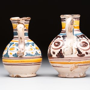 Six polychrome Spanish pottery wares, Talavera, 18th C. — photo 12
