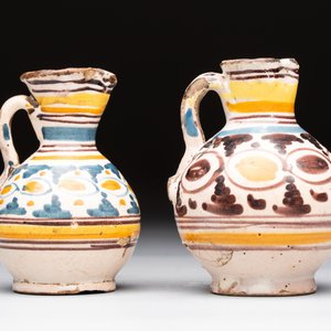 Six polychrome Spanish pottery wares, Talavera, 18th C. — photo 13
