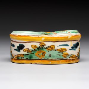 Six polychrome Spanish pottery wares, Talavera, 18th C. — photo 4