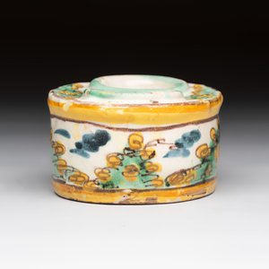 Six polychrome Spanish pottery wares, Talavera, 18th C. — photo 6