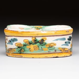 Six polychrome Spanish pottery wares, Talavera, 18th C. — photo 7