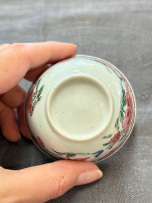 Six sets of Chinese famille rose cups and saucers, Yongzheng/Qianlong — 照片 18
