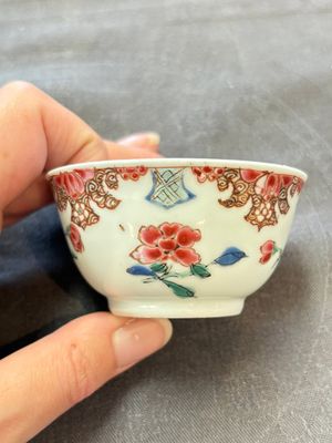 Six sets of Chinese famille rose cups and saucers, Yongzheng/Qianlong — 照片 22