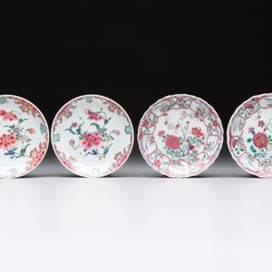 Six sets of Chinese famille rose cups and saucers, Yongzheng/Qianlong — 照片 2