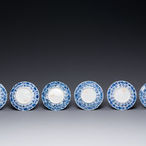 Six soucoupes en porcelaine de Chine en bleu et blanc à décor d'acupuncture, Kangxi — photo 5