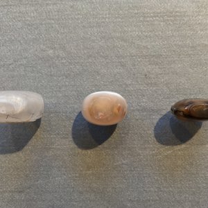 Six tabatières en agate et cristal de roche aiguillé, Chine, 19/20ème — photo 12