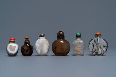 Six tabatières en agate et cristal de roche aiguillé, Chine, 19/20ème