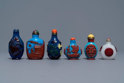 Six tabatières en verre overlay, Chine, 19/20ème