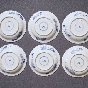 Six tasses et soucoupes en porcelaine de Chine bleu et blanc, Kangxi — photo 9