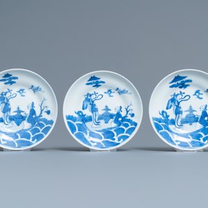 Six tasses et soucoupes en porcelaine de Chine en bleu et blanc, 19ème — photo 2