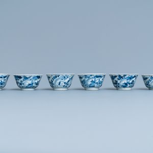 Six tasses et soucoupes en porcelaine de Chine en bleu et blanc, Kangxi — photo 4