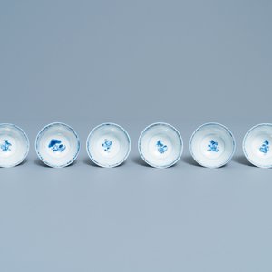 Six tasses et soucoupes en porcelaine de Chine en bleu et blanc, Kangxi — photo 8