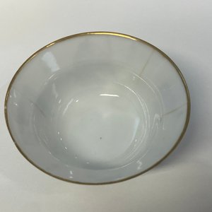 Six tasses et soucoupes en porcelaine de Chine famille rose à décor 'Wu Shuang Pu', marques de Qianlong et Tongzhi, 19ème — photo 12