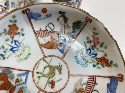 Six tasses et soucoupes en porcelaine de Chine famille rose, marque et époque de Xianfeng — photo 3