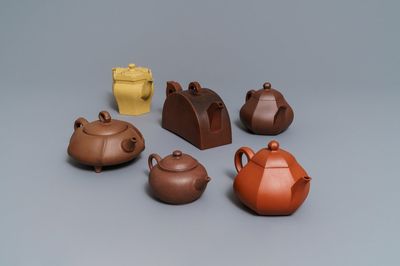Six théières couvertes en grès de Yixing, Chine, 19/20ème