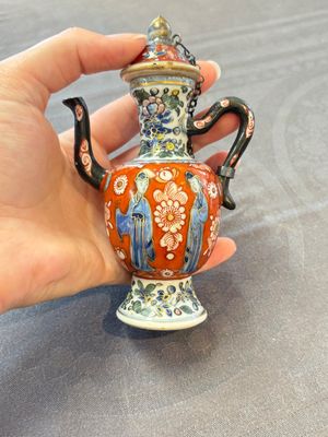 Six varied Chinese European-decorated wares, Kangxi/Qianlong — foto 1