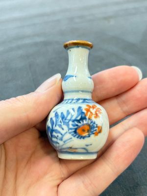 Six varied Chinese European-decorated wares, Kangxi/Qianlong — foto 11