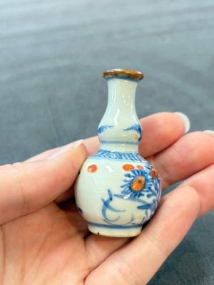 Six varied Chinese European-decorated wares, Kangxi/Qianlong — foto 13