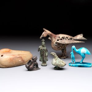 Six various bronze, stone and ceramic wares, Iran/Egypt/Roman/China, 1st C. and later — 照片 1