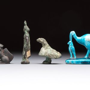 Six various bronze, stone and ceramic wares, Iran/Egypt/Roman/China, 1st C. and later — 照片 3