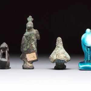 Six various bronze, stone and ceramic wares, Iran/Egypt/Roman/China, 1st C. and later — 照片 4