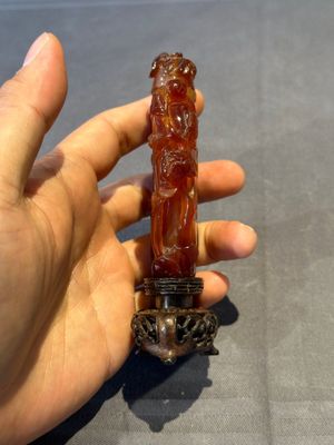 Six various Chinese agate, jade and glass snuff bottles, 19/20th C. — photo 33