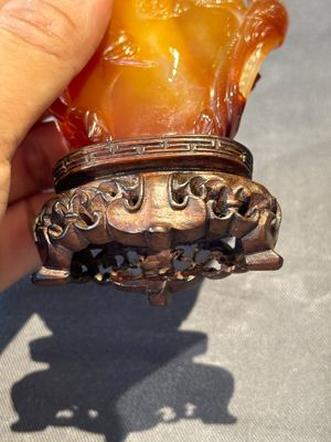 Six various Chinese agate, jade and glass snuff bottles, 19/20th C. — photo 37