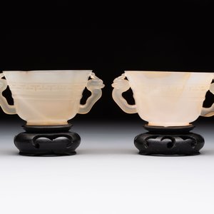 Six various Chinese agate, soapstone and serpentine wares, 19/20th C. — photo 9