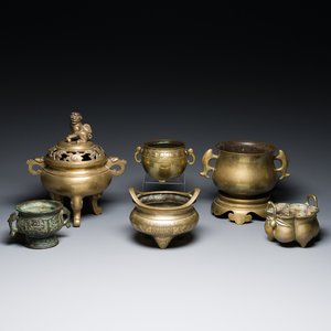 Six various Chinese bronze censers, 19/20th C. — photo 1