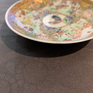 Six various Chinese famille rose and Imari-style cups and saucers, 18th C. — 照片 16
