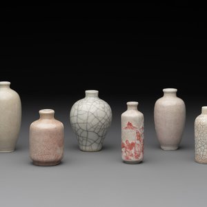 Six various Chinese ge-type and copper-red snuff bottles, 19th C. — photo 1