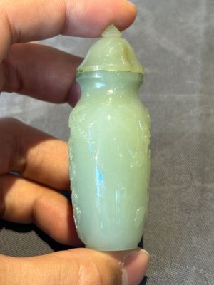 Six various Chinese hardstone and jade snuff bottles, 19/20th C. — 照片 38