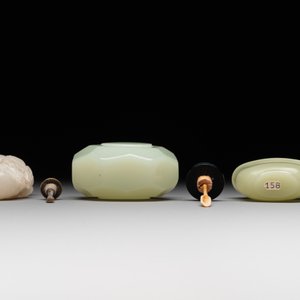 Six various Chinese hardstone and jade snuff bottles, 19/20th C. — 照片 7