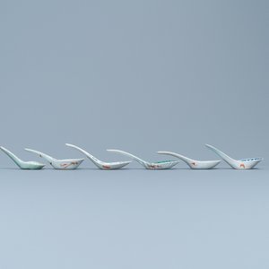 Six various Chinese porcelain spoons, 19/20th C. — photo 6