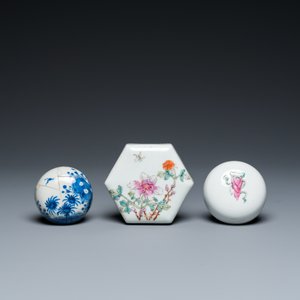 Six various Chinese porcelain vases and one covered jar, 19/20th C. — 照片 8
