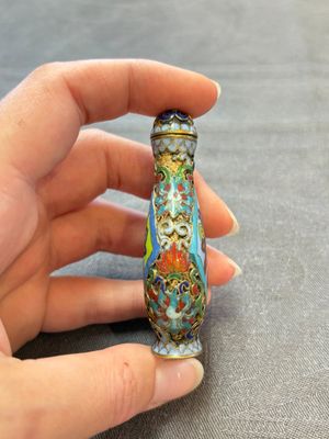 Six various Chinese snuff bottles, 19/20th C. — photo 20