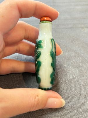 Six various Chinese snuff bottles, 19/20th C. — photo 36