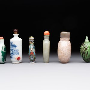 Six various Chinese snuff bottles, 19/20th C. — photo 4