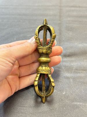 Six various Tibetan ritual objects, 19/20th C. — photo 15