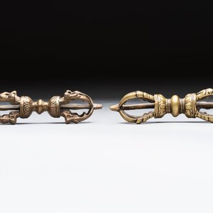 Six various Tibetan ritual objects, 19/20th C. — photo 13