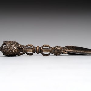 Six various Tibetan ritual objects, 19/20th C. — photo 10