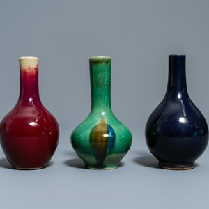 Six vases en porcelaine de Chine monochrome, 18ème et après — photo 5