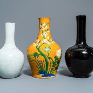 Six vases en porcelaine de Chine monochrome, 18ème et après — photo 8
