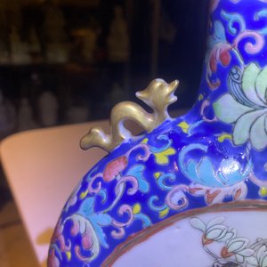 Six vases et une boîte couverte en porcelaine de Chine, 19/20ème — photo 31