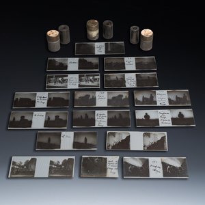 Sixteen Chinese glass negatives and three rolls of film with mostly temple views from China and Angkor, 19/20th C. — 照片 1