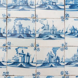 Soixante-dix sept carreaux aux paysages en faïence de Delft en bleu et blanc, fin du 18ème — photo 2