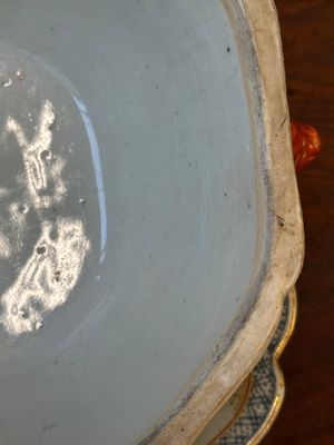 Soupière couverte sur son support en porcelaine de Chine famille rose de Canton à décor mandarin, Qianlong — photo 12