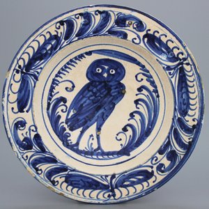 Spaans bord met uil, Puente del Arzobispo, 1575-1600 — foto 1