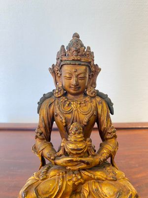 Statuette de Bouddha Amitayus en bronze laqué et doré, Chine, marque et époque de Yongle 大明永樂年施 — photo 5